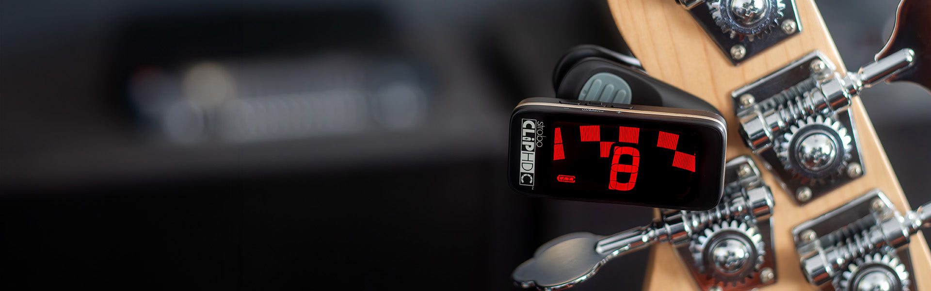 StroboClip HDC | Rechargeable clip-on tuner with color display | Peterson Strobe Tuners