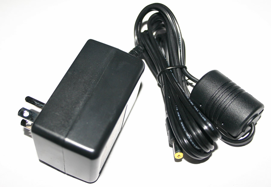  Replacement power adaptor for the StroboFlip™ Virtual Strobe™ tuner. | Peterson Strobe Tuners